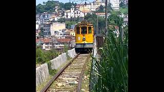 Bonde de Santa Teresa subindo os Arcos da Lapa [upl. by Annael]