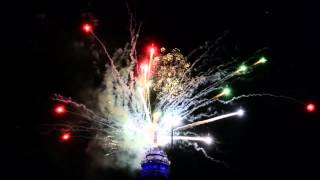 Año Nuevo 2015 Fuegos Artificiales Torre Entel [upl. by Ardnasella]