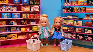 Color challenge  Elsa amp Anna toddlers  grocery store  shopping  Barbie [upl. by Macdonell]