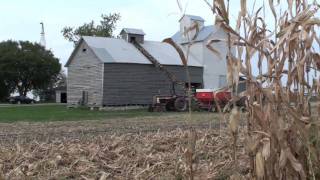 New Idea Corn Picker and Corn Crib [upl. by Elliot]