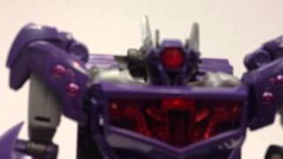 Transformers Beast Hunters  Voyager SHOCKWAVE [upl. by Anilegna]