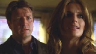 Castle  5x01 Dopo la tempesta  Ti imbarazza farti vedere con me [upl. by Nnanaej]