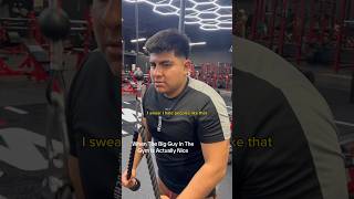 Anyone skinnier than bro is on juice😂 hispanic latino comedy zooculture gymmemes gymcomedy [upl. by Vallo990]