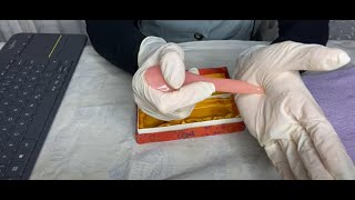 ASMR ITA Roleplay Medico dal dottore Riflessologia piedi  triggers gloves tracing  paper sounds [upl. by Goulet]