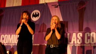 Lucy Lawless and Renee OConnor reenact When Fates Collide QampA Dallas Comic Con 2015 [upl. by Stephan902]