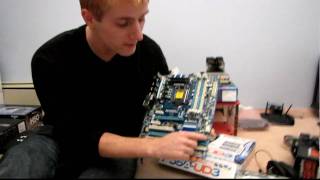 Gigabyte P55AUD3 P55 Core i5 LGA1156 Motherboard Unboxing amp First Look Linus Tech Tips [upl. by Morganstein]