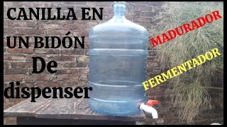 Como hacer un maduradorfermentador con un bidón de agua con canillafermentadormaduradorcerveza [upl. by Gherardi]