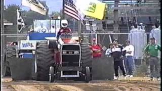 Massey Ferguson 2805 Storm Tractor Pull [upl. by Eadrahc]