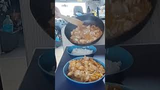 Culinária Japonesa  Oyakodon Pai e Filho shorts oyakodon japonesefood japan food cooking [upl. by Ellehcram998]