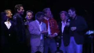 OLIVIA NEWTON JOHN amp JOHN TRAVOLTA live SUMMER NIGHTS and cast Grease [upl. by Atteuqram]