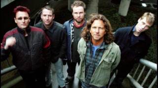 Pearl Jam  Big Wave [upl. by Affrica]