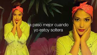 FARINA  MEJOR ESTAR SOLA   Lyric Video [upl. by Noiek]