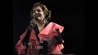 Amália Rodrigues Amiais de Baixo Santarém 1989 [upl. by Jennee881]