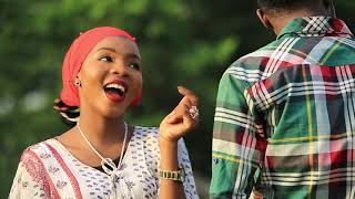 Amal Umar  featuring  Musbahu AKA Anfara  2019 latest Music video [upl. by Eivol]