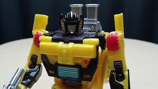 Generations Combiner Wars Deluxe SUNSTREAKER EmGos Transformers Reviews N Stuff [upl. by Adnwahsor]