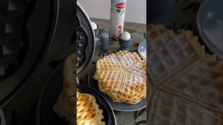 WAFELS BAKKEN MET 7jarige zoontje [upl. by Hgielek]