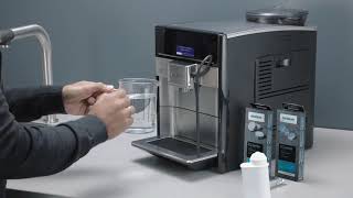 How to Hoe maakt u de Siemens EQ6 plus espresso volautomaat schoon en ontkalkt u deze [upl. by Floss]