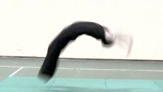 ACROBATICA  Flic Flac Tutorial How to Do a Back Handspring Dimostrazione 17 [upl. by Mitchell497]