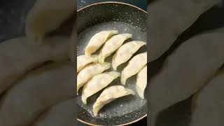 Gyozahow to cook gyozacooking gyozafried dumplingcooking dumplings gyozadumplingsanastasia [upl. by Oscar]