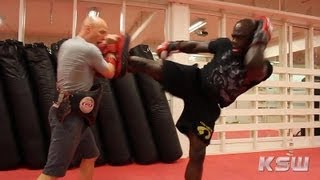 Melvin Manhoef przed KSW23 [upl. by Freeman901]