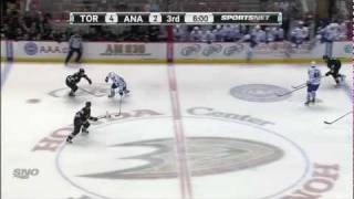 Matt Frattin Hit on Francois Beauchemin  Nov 27th 2011 HD [upl. by Jeramie]