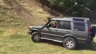 Land Rover Discovery td5 vs Nissan Terrano 1 [upl. by Riatsala]