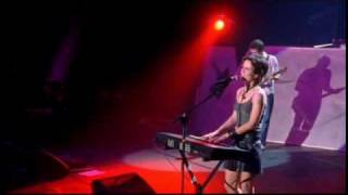 The Cranberries Ode to My Family Live in Paris 1999 04 [upl. by Nitnert153]