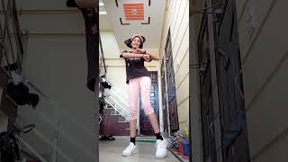 Bahara Bahara dance cover by Avantika Chauhan 😍🥰😊🤗🤗🥰ytshorts trending dance [upl. by Wallinga]