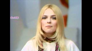 France Gall  1970  La manille et la révolution Live [upl. by Neerak276]