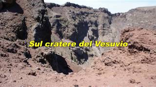 Sul cratere del Vesuvio escursione tra le rocce [upl. by Neelyam184]