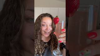 Sodastream mocktail🍓🍋‍🟩 sodastream sodastreampartner mocktail emilyinparis cocktails drinks [upl. by Ogawa96]