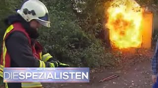 Rettung in letzter Minute Mädchen im brennenden Container eingesperrt  Die Spezialisten  SAT1 TV [upl. by Dunson]