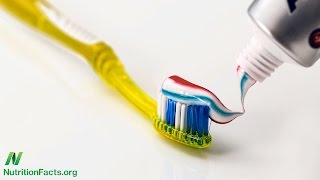 Antibacterial Toothpaste Harmful Helpful or Harmless [upl. by Gipps]