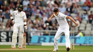 Chris Woakes 18 wickets in two Tests vs Pakistan [upl. by Manvil]