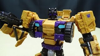 Generations Combiner Wars Deluxe SWINDLE EmGos Transformers Reviews N Stuff [upl. by Ebarta]