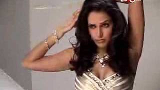 quotMann Qunto Maulaquot Song Maximum  Sonu Sood Neha Dhupia [upl. by Orelia]