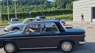 Auto storiche in giro tra le Colline settima edizione del raduno organizzato dalla Quarta de Otobre [upl. by Tremaine]