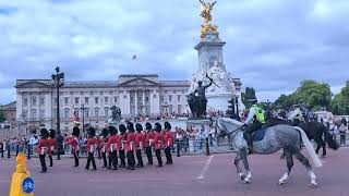 Buckingham Palace the Changing of the Guard [upl. by Harrus]