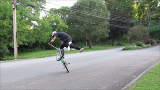 Trying to learn a Bmx Flatland Decade Haro Lineage Master Nous Raw V2 bmx haro [upl. by Nino]