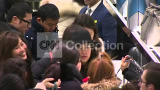 UK BOXING DAY SALES SHOPPERS AT SELFRIDGES [upl. by Gadmann267]