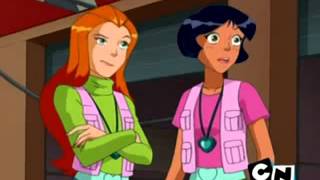 Totally Spies Season 1 Episode 19 Game Girls Part 1 [upl. by Ahtamat]