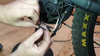 Specialized Speed Unlocker Chip Installation [upl. by Learrsi]