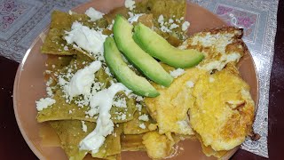 CHILAQUILES VERDES acompañados de un café amp huevito [upl. by Bride]