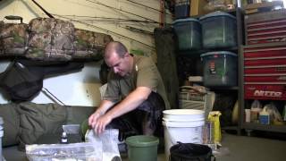 How to Buttermilk Soybean Meal Pack Bait tutorial for carp fishing underwater tank [upl. by Sila214]