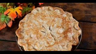 Recette Tourtière 3 Viandes porc boeuf et poulet [upl. by Yelich]