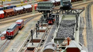 Mega Zugverkehr auf unglaublicher H0 Modelleisenbahn Anlage  EMK Kaiserslautern Modellbahn Spur H0 [upl. by Wheaton]