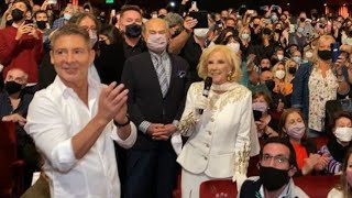 El encuentro desopilante entre Mirtha Legrand y Adrián Suar en el teatro en su visita a quotInmadurosquot [upl. by Yuk]