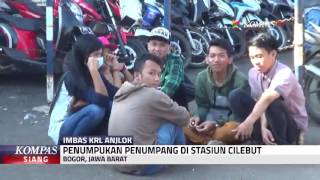 Garagara KRL Anjlok Penumpang Terlantar [upl. by Remsen]