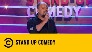 Stand Up Comedy Vivere nelle case popolari  Mario Raz  Comedy Central [upl. by Asenab234]