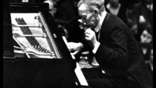 Rachmaninoff plays KreislerRachmaninoff Liebesleid 1921 rec [upl. by Eseilenna]